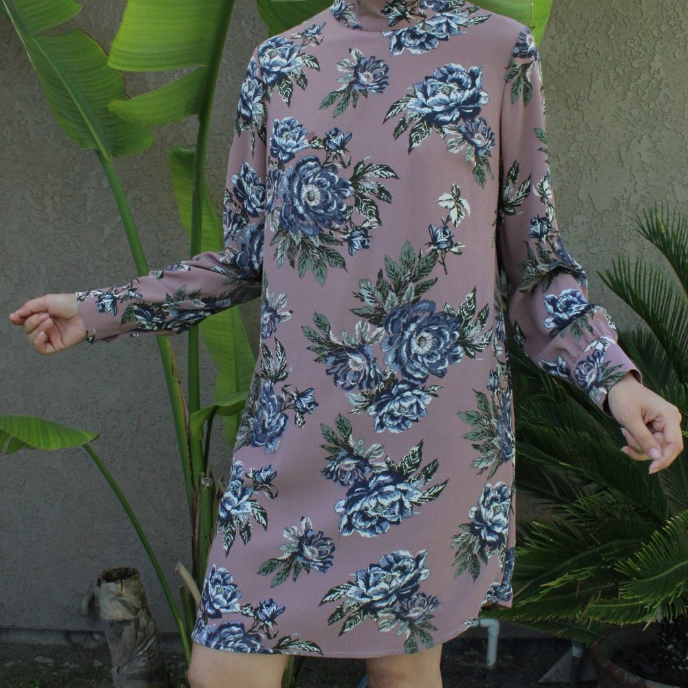 Mod mock neck long sleeve flower print dress